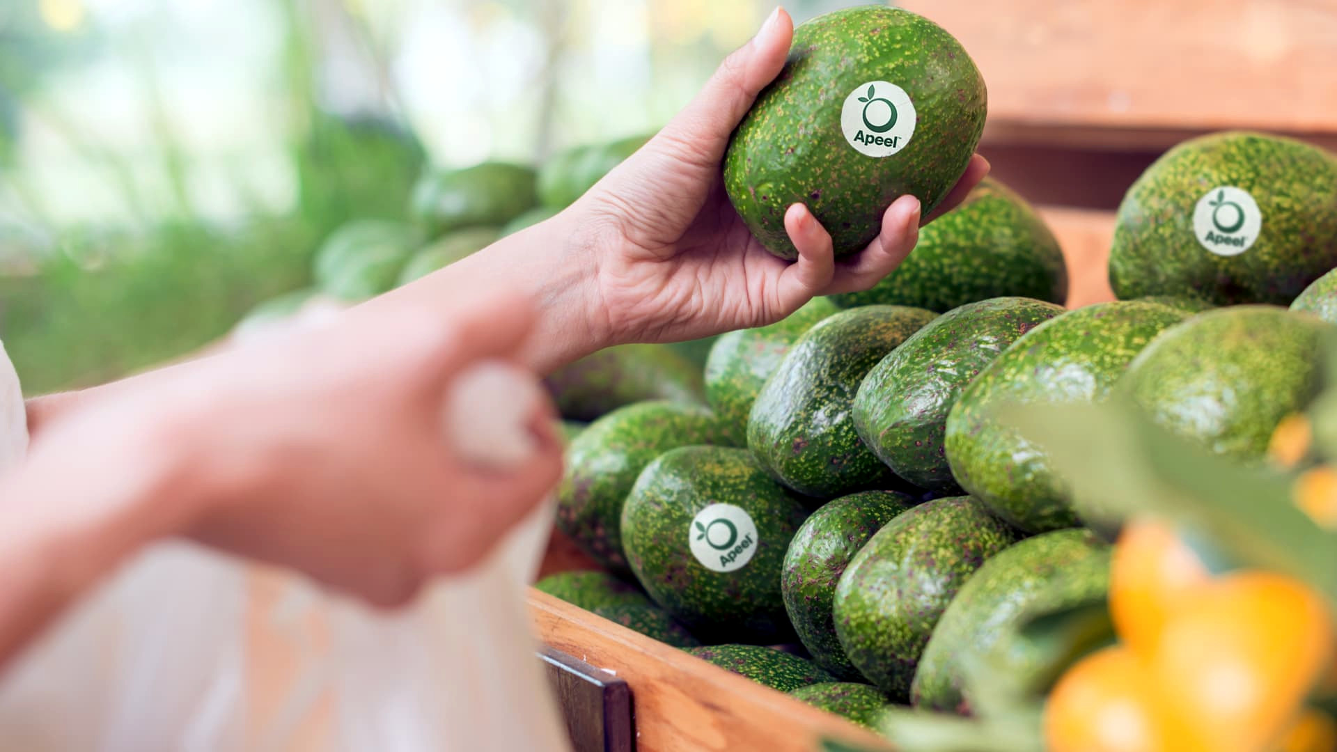 Food Protecting Food: How Apeel Keeps Produce Fresher for Longer
