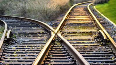 As the US Renounces the Clean Economy, Smart Companies Can Carry On