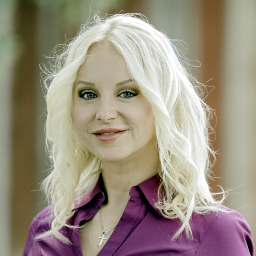 Christina Robertson